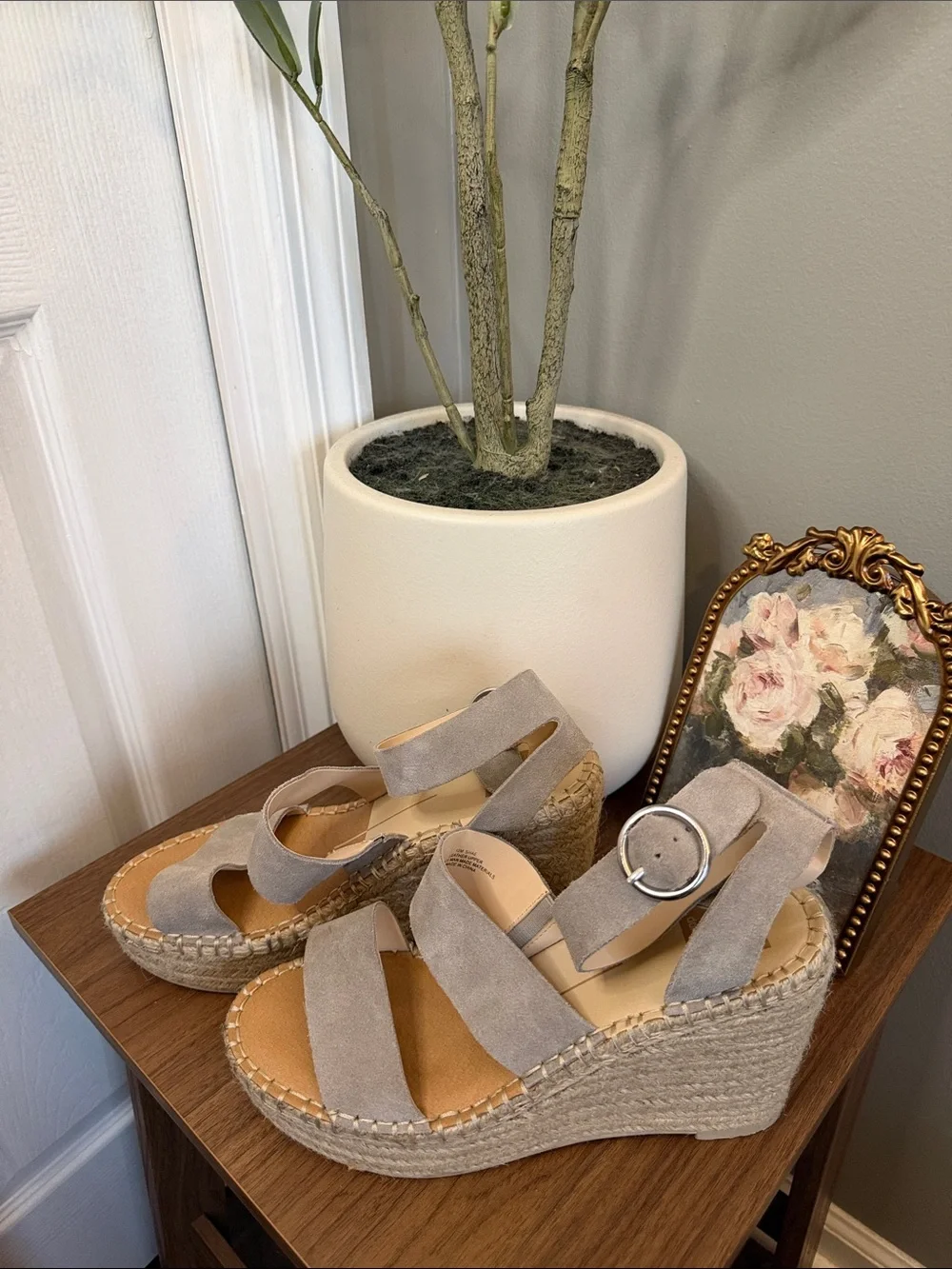 Dolce Vita Taupe Suede Espadrille Wedge Sandals 10 Leather Platform Ankle Strap